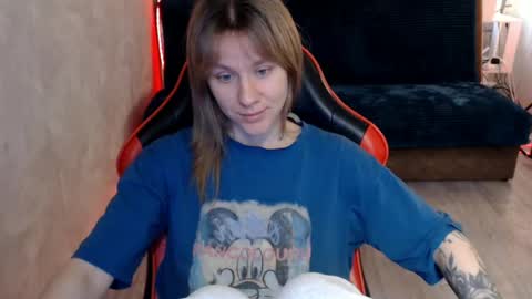 baby_kitte online show from 5, 6, 2026
