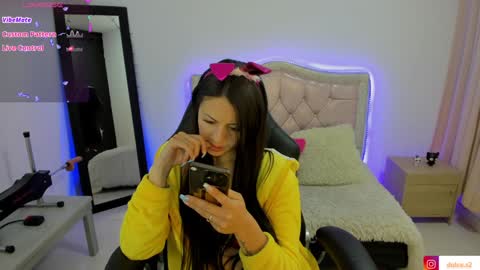 Dulce  Stefa  online show from 24, 1, 2025