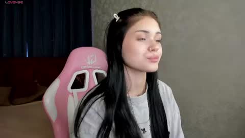 baby_sunsh1ne_ online show from 5, 7, 2026