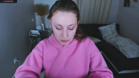 Eva online show from 10, 10, 2025
