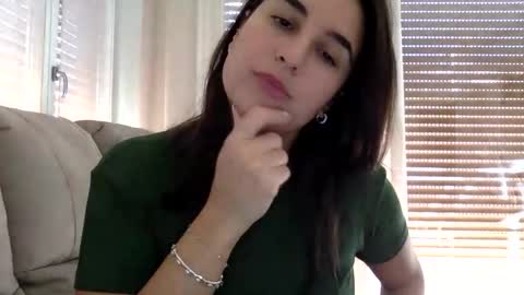 Snapshot of babyelodie12 chatting on 29, 9, 2025 BabyElodie12 online show from 29, 9, 2025