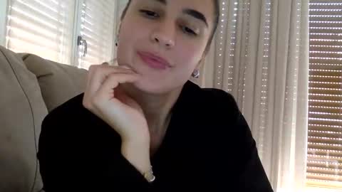 Snapshot of babyelodie12 chatting on 30, 9, 2025 BabyElodie12 online show from 30, 9, 2025