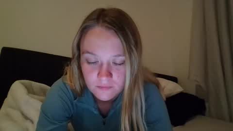 Snapshot of babykay03 chatting on 8, 11, 2025 babykay03 online show from 8, 11, 2025