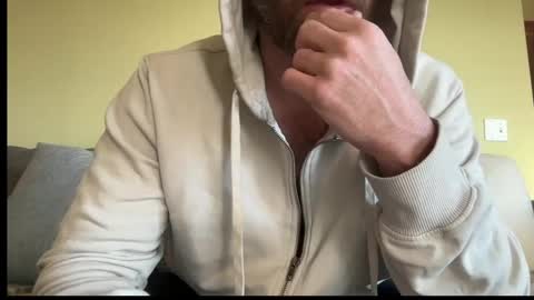 Snapshot of backroadboy chatting on 8, 3, 2025 backroadboy online show from 8, 3, 2025