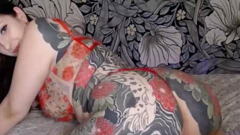 Ava online show from 25, 9, 2025