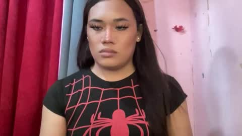 AMARA - FOLLOW ME AND THUMBS UP online show from 12, 4, 2026