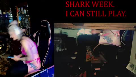 Snapshot of badd0ll chatting on 24, 5, 2026 badd0ll online show from 24, 5, 2026