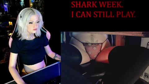 Snapshot of badd0ll chatting on 25, 5, 2026 badd0ll online show from 25, 5, 2026