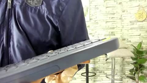 Snapshot of badgirls_000 chatting on 14, 1, 2026 candy and dayan online show from 14, 1, 2026