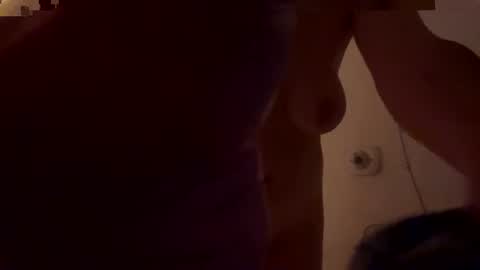 Snapshot of badgirlsclub1029 chatting on 2, 12, 2024 badgirlsclub1029 online show from 2, 12, 2024