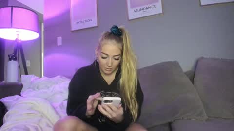 Jade online show from 29, 10, 2025