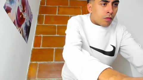 Juan Help us reach 100 likes online show from 25, 12, 2024