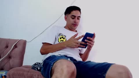 Juan Help us reach 100 likes online show from 14, 1, 2025