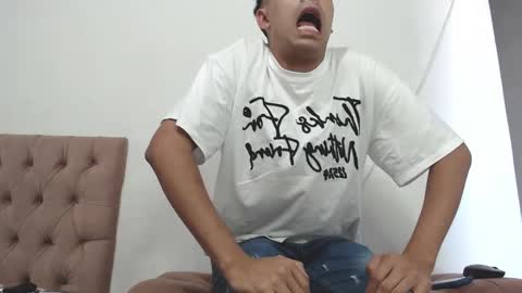 Juan Help us reach 100 likes online show from 15, 1, 2025