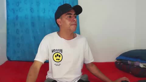 Juan Help us reach 100 likes online show from 19, 2, 2025