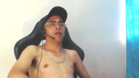 Juan Help us reach 100 likes online show from 23, 2, 2025