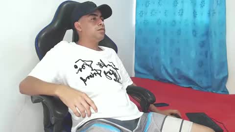 Juan Help us reach 100 likes online show from 25, 2, 2025