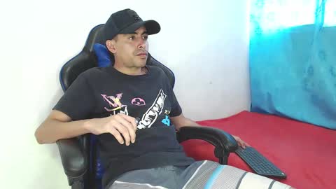 Juan Help us reach 100 likes online show from 9, 3, 2025