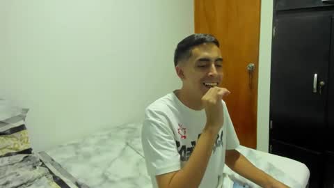 Juan Help us reach 100 likes online show from 10, 9, 2025