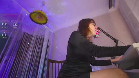 Snapshot of badwebcamgirl chatting on 11, 1, 2025 engely online show from 11, 1, 2025