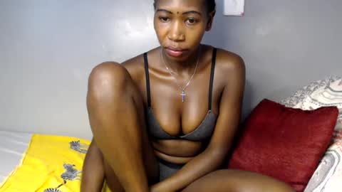 Snapshot of bailey_lo chatting on 13, 7, 2026 jewel online show from 13, 7, 2026