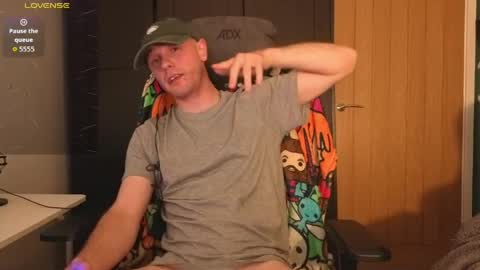 Snapshot of baldysins chatting on 11, 5, 2026 BaldySins online show from 11, 5, 2026