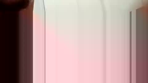 ballshanginglowaf online show from 16, 9, 2025