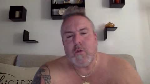 banana5289 online show from 10, 4, 2026