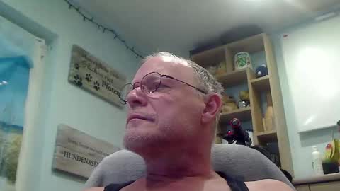 Bobby online show from 23, 4, 2026