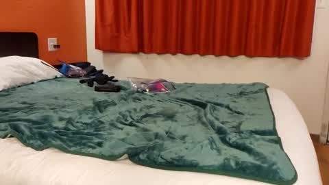 Snapshot of baneisher chatting on 1, 3, 2025 Baneisher online show from 1, 3, 2025