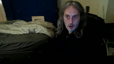 Snapshot of bangintoleather chatting on 2, 5, 2026 bangintoleather online show from 2, 5, 2026