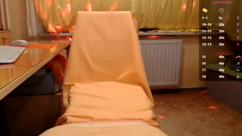       online show from 9, 11, 2025