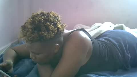 Snapshot of bantubaby chatting on 23, 11, 2025 bantubaby online show from 23, 11, 2025