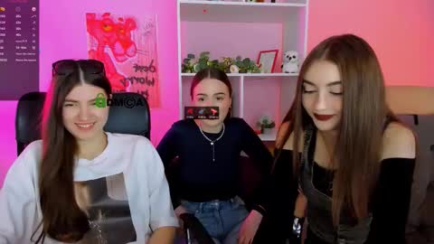 Snapshot of barbara_crazy chatting on 3, 10, 2025 barbara_crazy online show from 3, 10, 2025