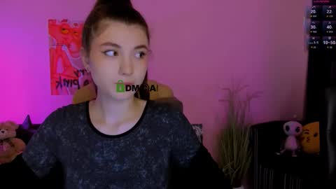 Snapshot of barbara_crazy chatting on 9, 11, 2025 barbara_crazy online show from 9, 11, 2025