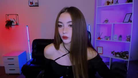 Snapshot of barbara_crazy chatting on 17, 11, 2025 barbara_crazy online show from 17, 11, 2025