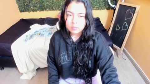 Snapshot of barbara_honey chatting on 7, 1, 2025 Barbara online show from 7, 1, 2025