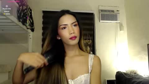 Snapshot of barbie_alawi chatting on 19, 9, 2025 I am Barbie online show from 19, 9, 2025