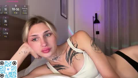 Snapshot of barbie_bi chatting on 1, 10, 2025 My name is Molly. Please say hello I like talking to you. If you have any wishes or obscene desires please use the tip menu online show from 1, 10, 2025