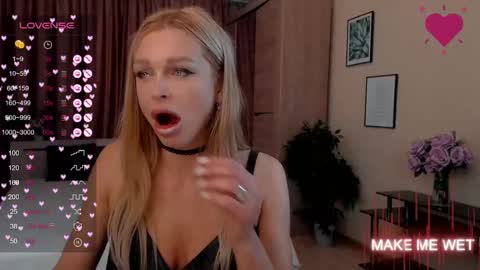 Snapshot of barbie_kiss1 chatting on 22, 1, 2025 barbie online show from 22, 1, 2025