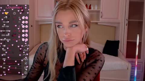 Snapshot of barbie_kiss1 chatting on 5, 2, 2025 barbie online show from 5, 2, 2025