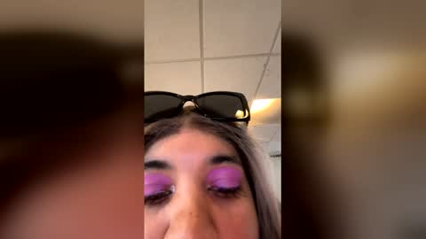 Snapshot of barbiegutzfan3 chatting on 28, 2, 2026 Tsbaby301 online show from 28, 2, 2026