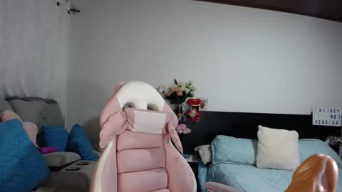 VALENTINA online show from 11, 9, 2025