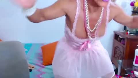 bardotbigcocktsx online show from 31, 10, 2025