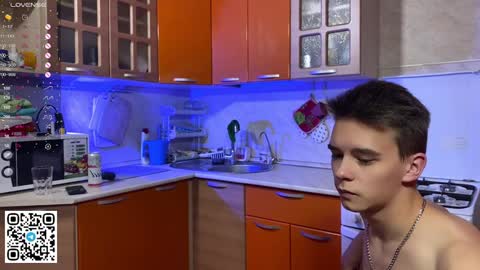 Snapshot of barney_kevin chatting on 8, 12, 2024 Fansly Barney and Kevin T online show from 8, 12, 2024