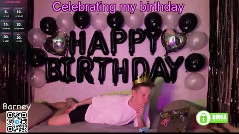 Snapshot of barney_kevin chatting on 12, 9, 2025 Fansly Barney and Kevin T online show from 12, 9, 2025