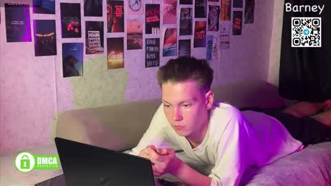 Snapshot of barney_kevin chatting on 24, 9, 2025 Fansly Barney and Kevin T online show from 24, 9, 2025