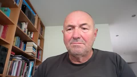 Snapshot of bartvel chatting on 8, 6, 2026 bartvel online show from 8, 6, 2026