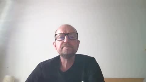 Snapshot of basher69horny4u chatting on 12, 11, 2025 basher69horny4u online show from 12, 11, 2025