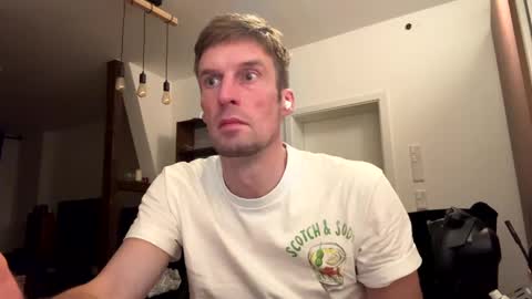 Snapshot of basst23 chatting on 6, 1, 2025 basst23 online show from 6, 1, 2025